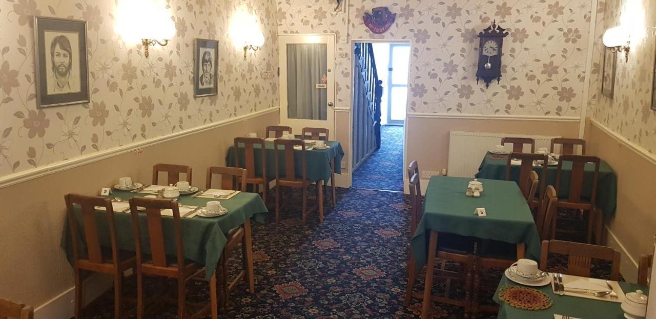 Grange House 3* Blackpool