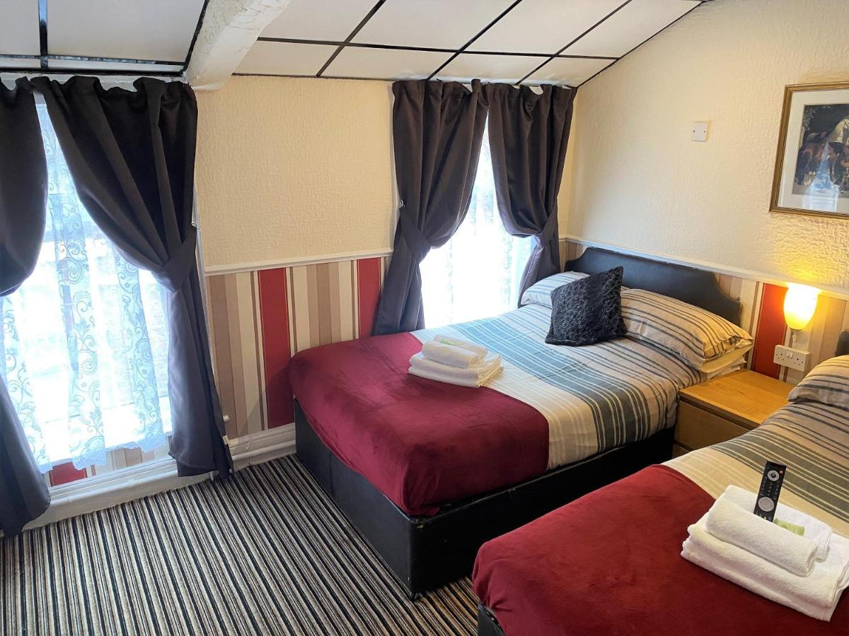 Grange House 3* Blackpool