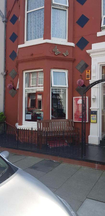 Grange House 3* Blackpool