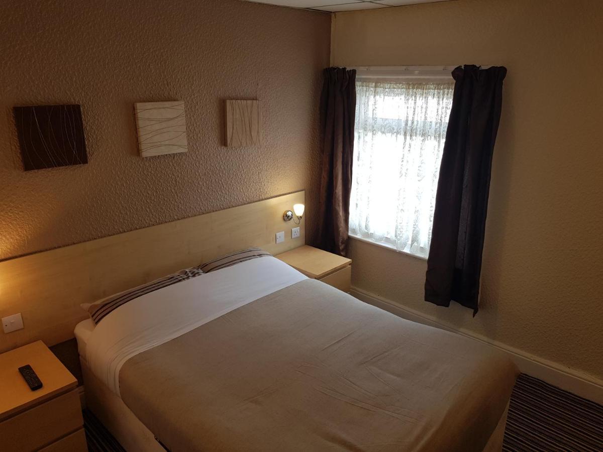 Grange House 3* Blackpool