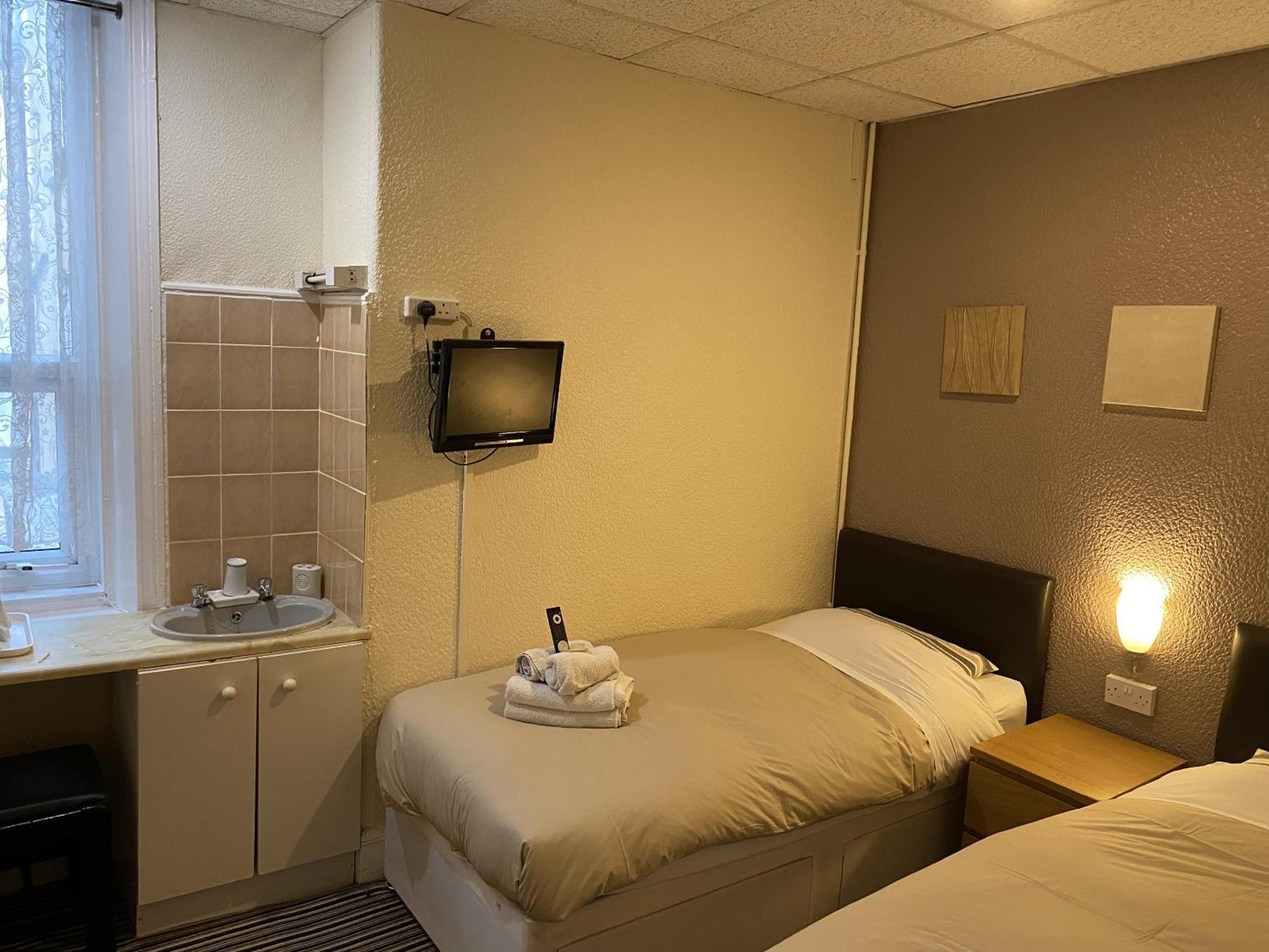 Grange House 3* Blackpool